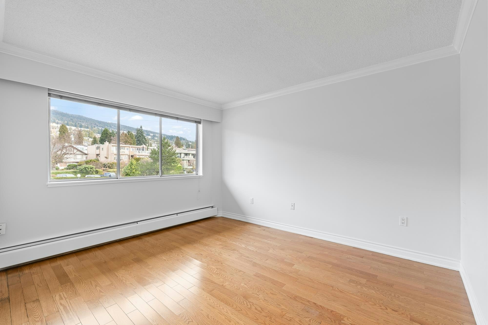 203-150 24th Street, West Vancouver, BC, V7V 4G8 - 24