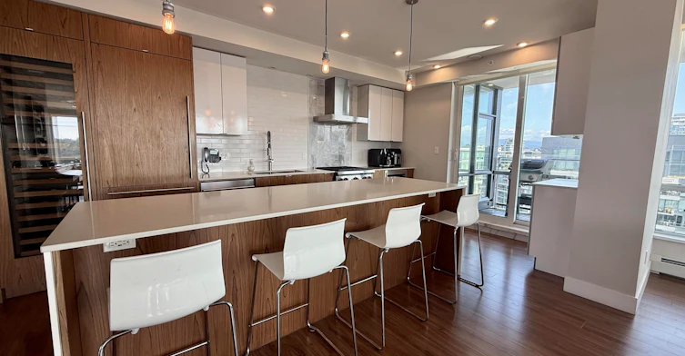 1702-159 W 2nd Avenue, Vancouver, BC, V5Y 0L8 - 11