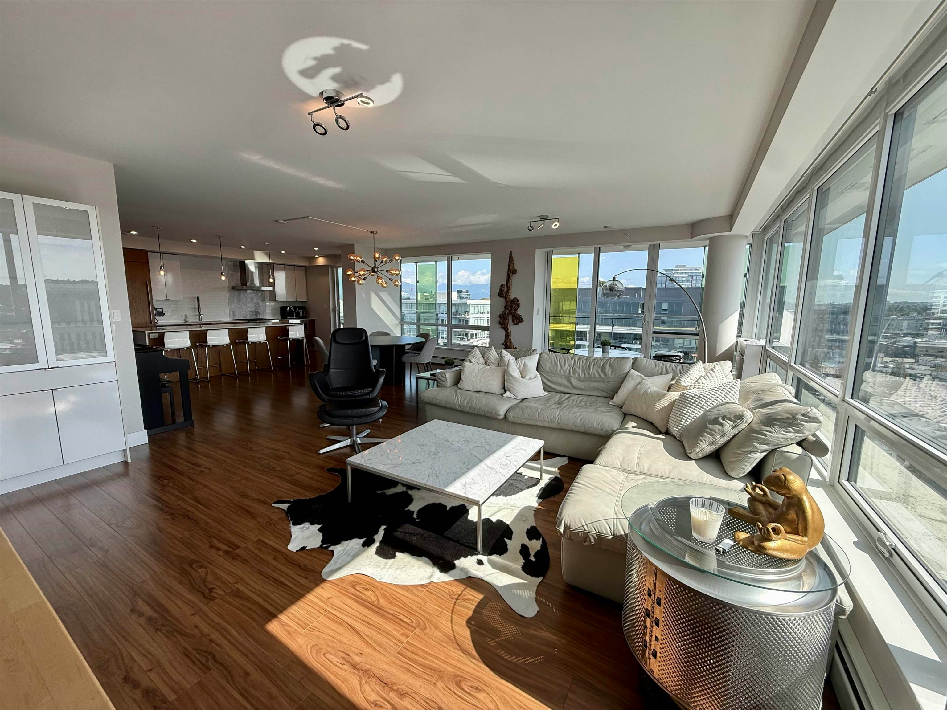 1702-159 W 2nd Avenue, Vancouver, BC, V5Y 0L8 - 3