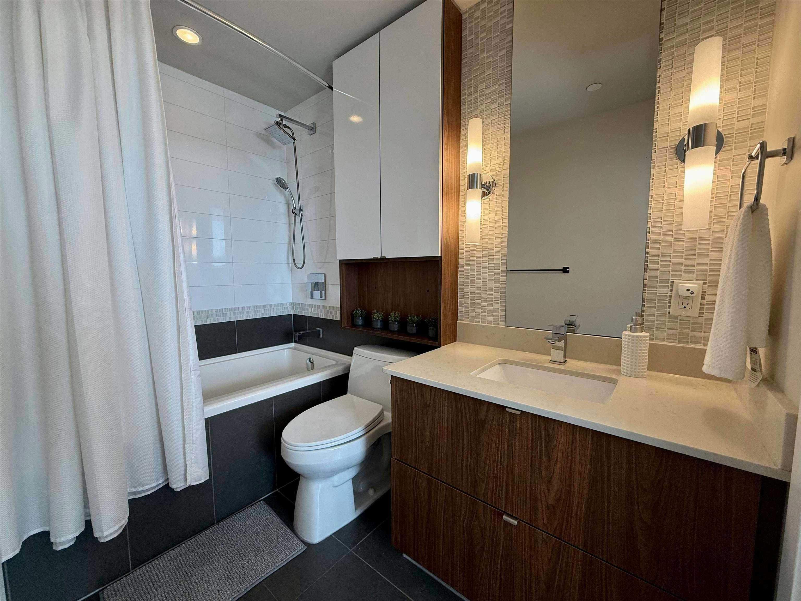 1702-159 W 2nd Avenue, Vancouver, BC, V5Y 0L8 - 29