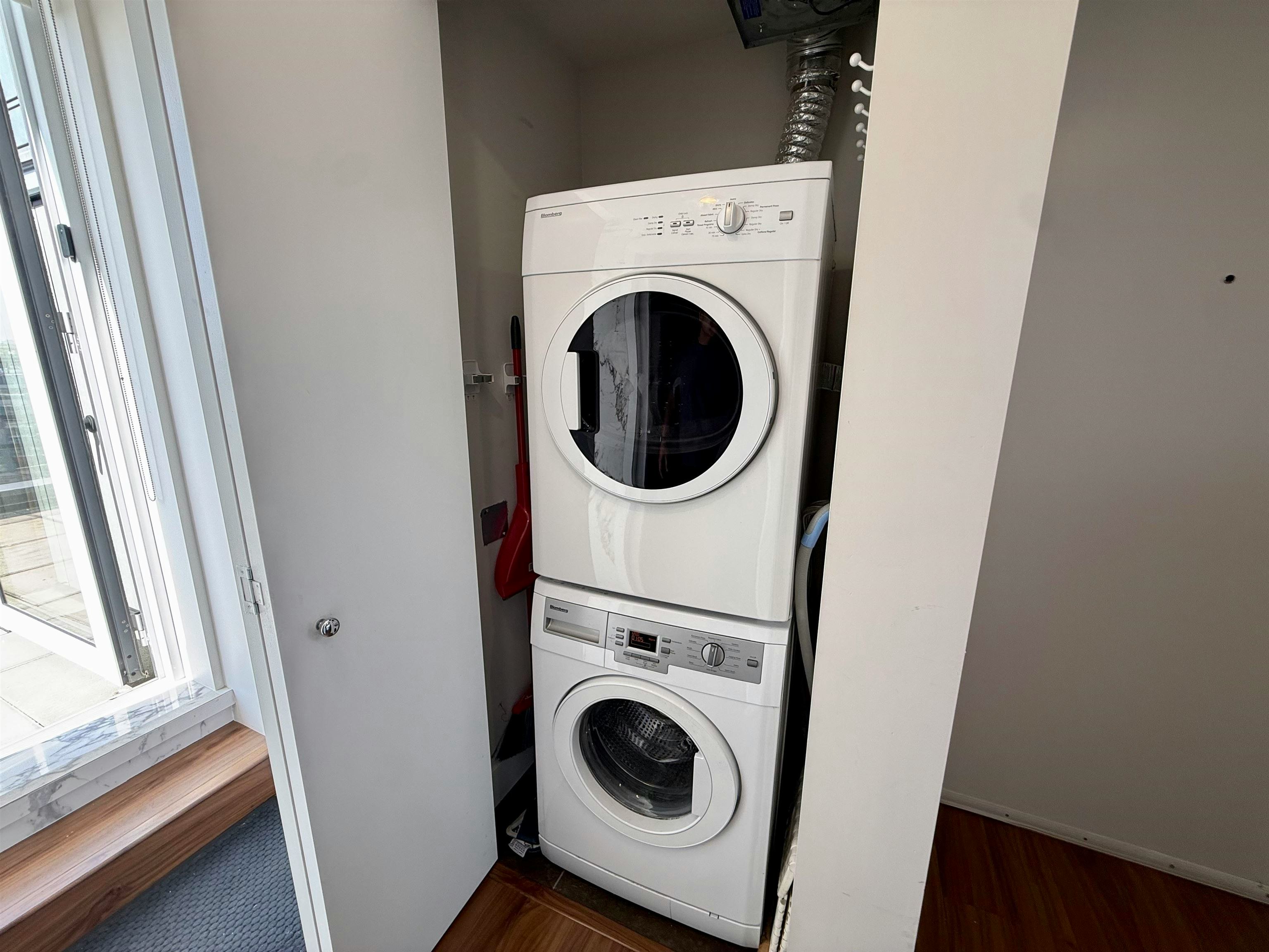 1702-159 W 2nd Avenue, Vancouver, BC, V5Y 0L8 - 40