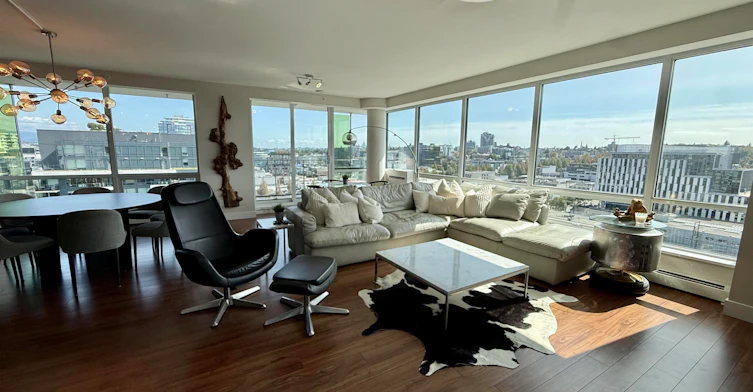 1702-159 W 2nd Avenue, Vancouver, BC, V5Y 0L8