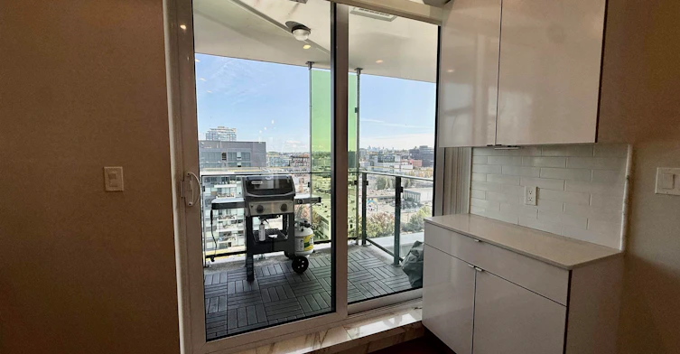 1702-159 W 2nd Avenue, Vancouver, BC, V5Y 0L8 - 10