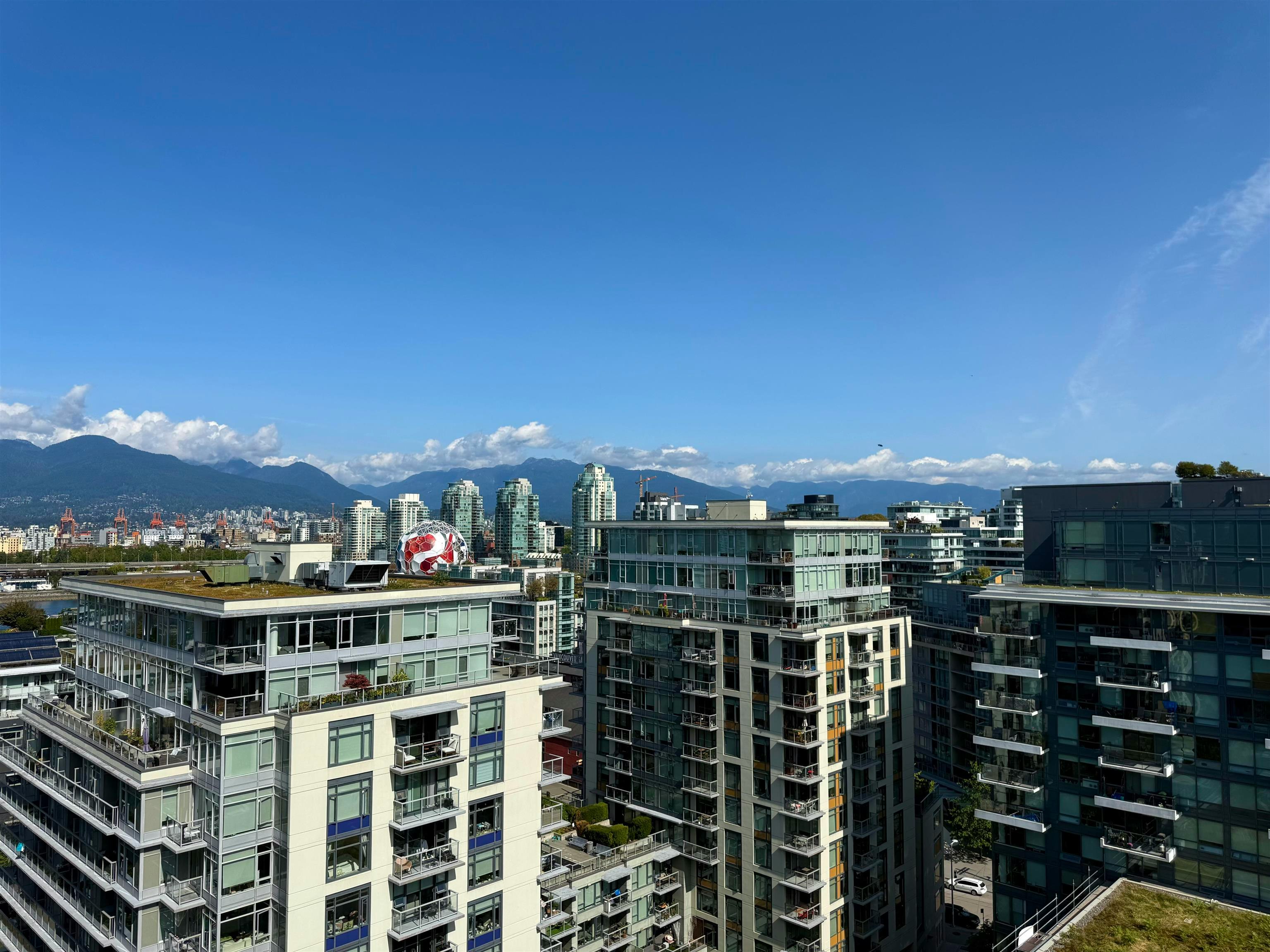 1702-159 W 2nd Avenue, Vancouver, BC, V5Y 0L8 - 30