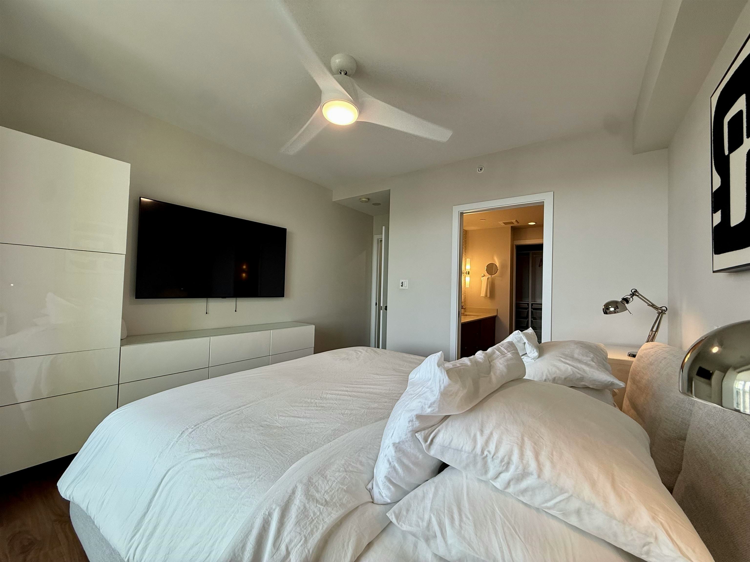 1702-159 W 2nd Avenue, Vancouver, BC, V5Y 0L8 - 18