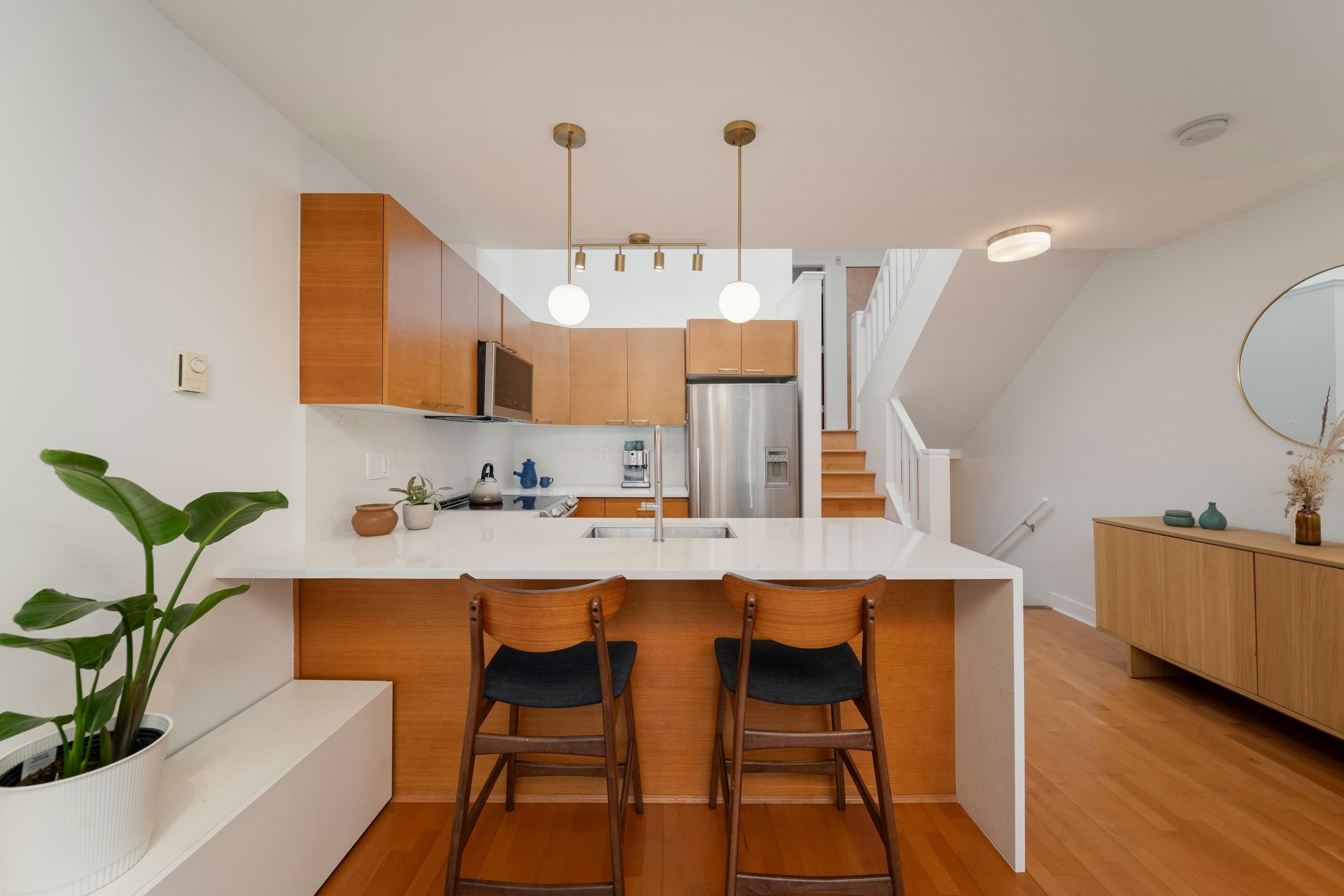 9-1250 W 6th Avenue - 4