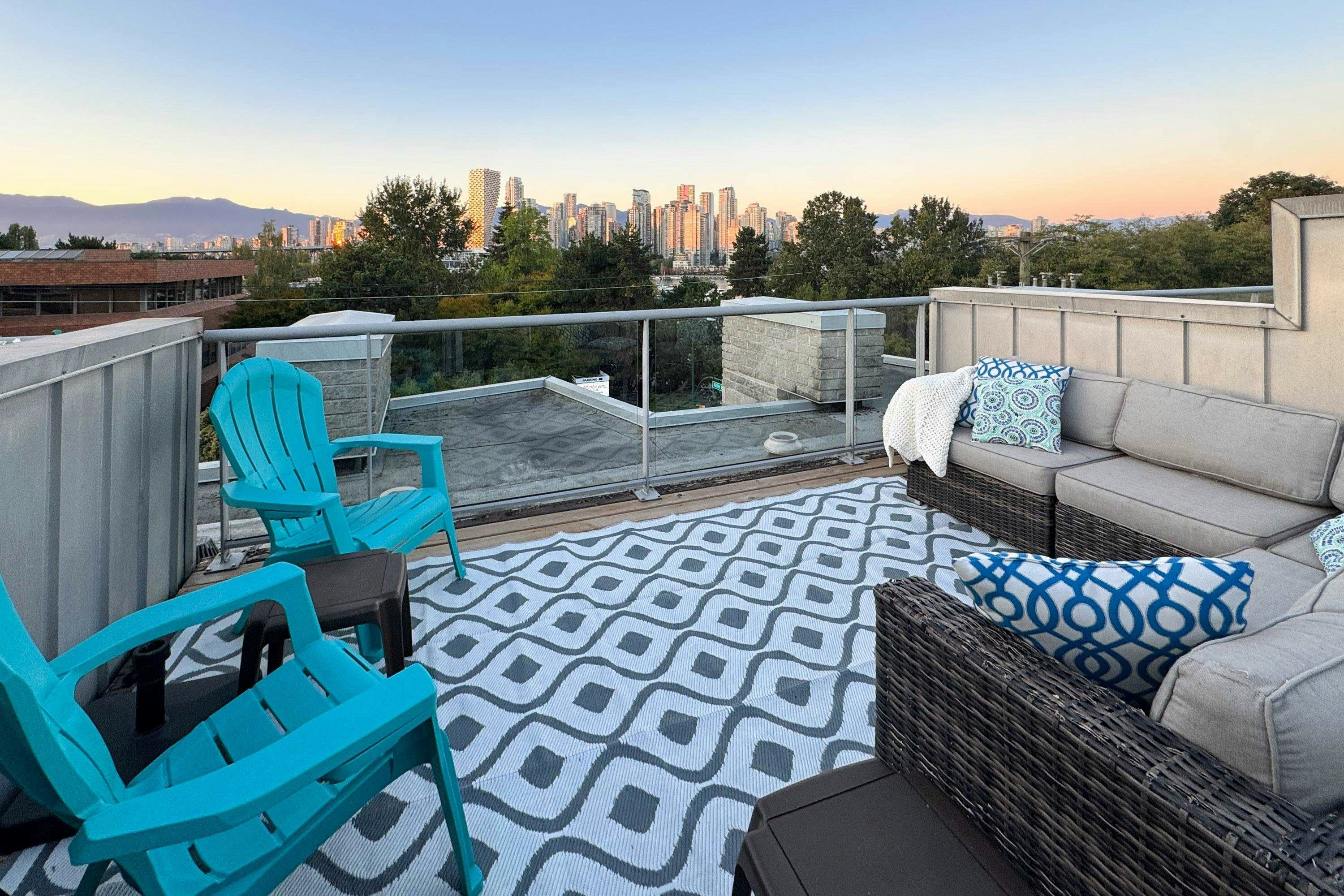 9-1250 W 6th Avenue, Vancouver, BC, V6H 1A5