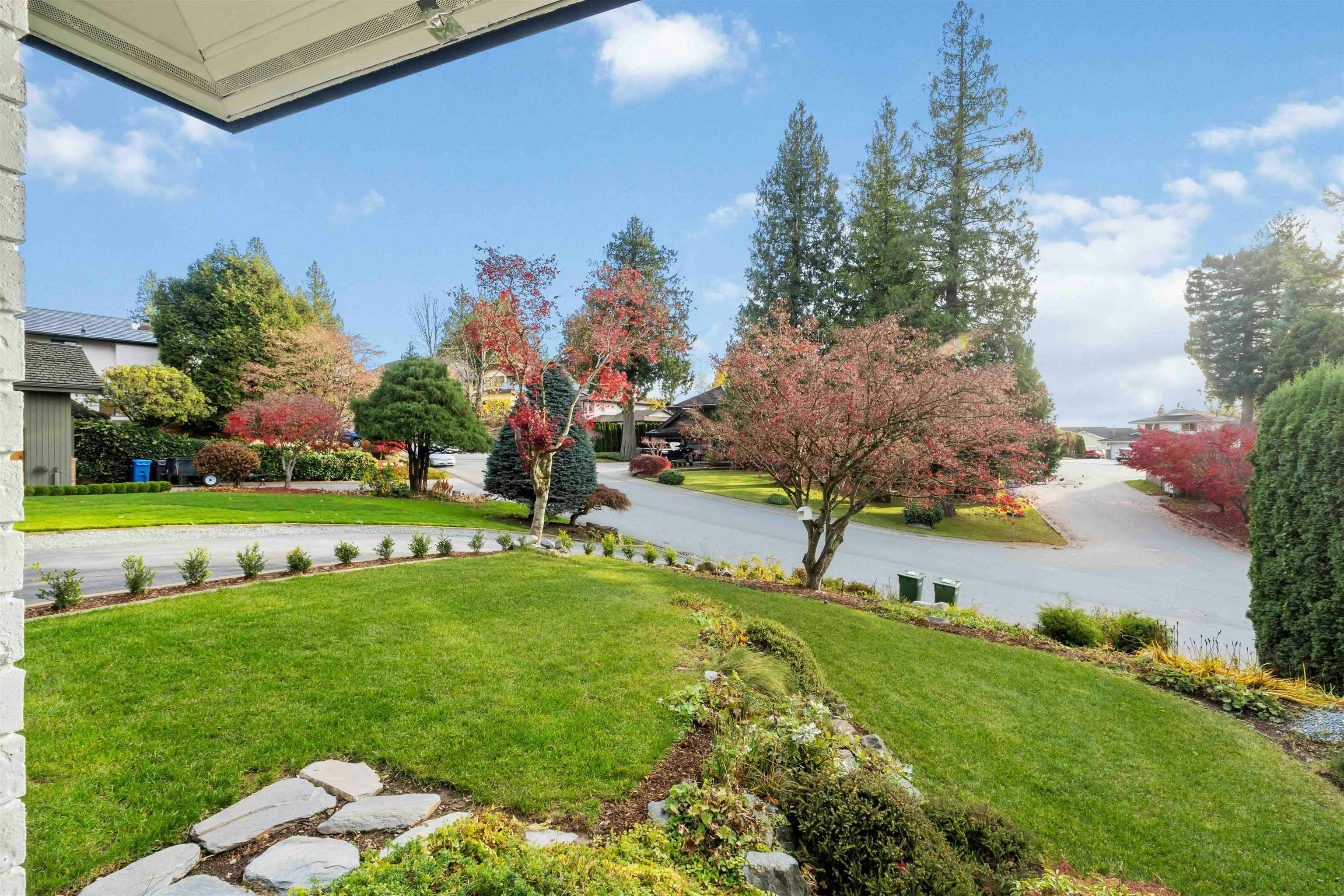34869 Everett Drive, Abbotsford, BC, V2S 7R7 - 4