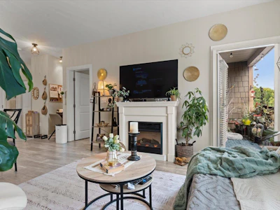 308-45530 Market Way - 5