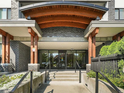 113-22087 49 Avenue - 2