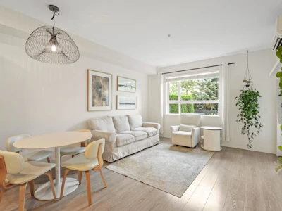 113-22087 49 Avenue - 3