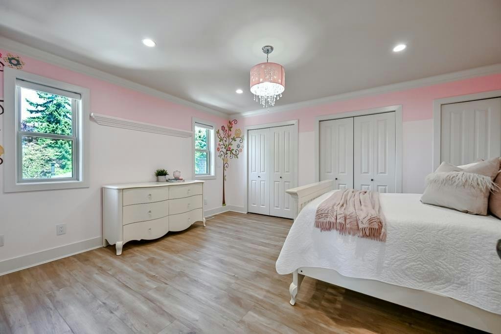 9709 Crown Crescent, Surrey, BC, V3V 2T7 - 37