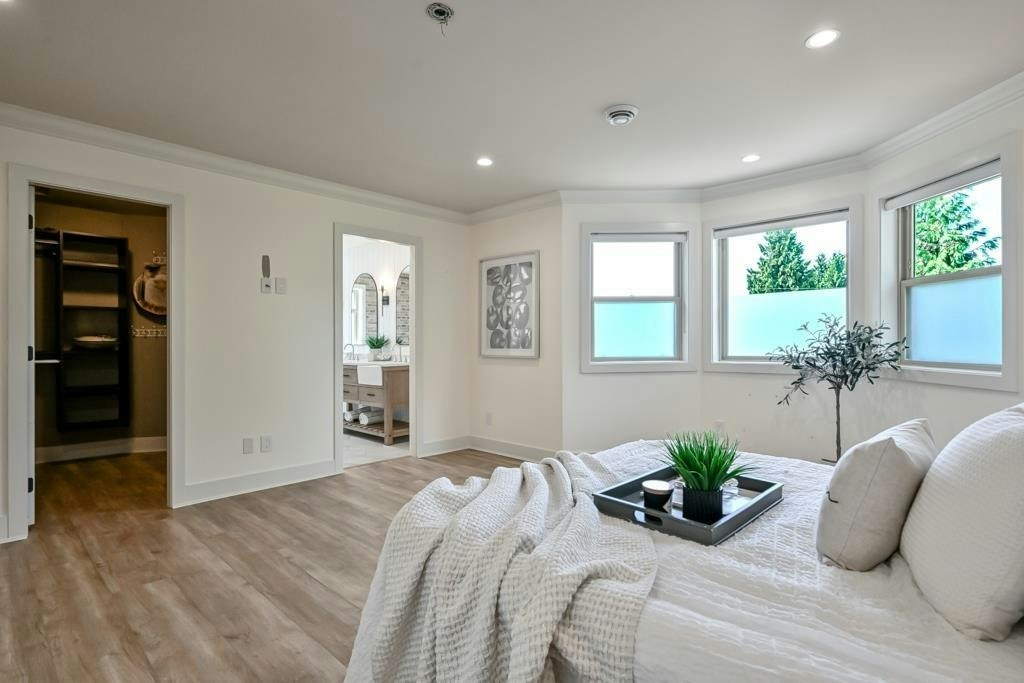 9709 Crown Crescent, Surrey, BC, V3V 2T7 - 31