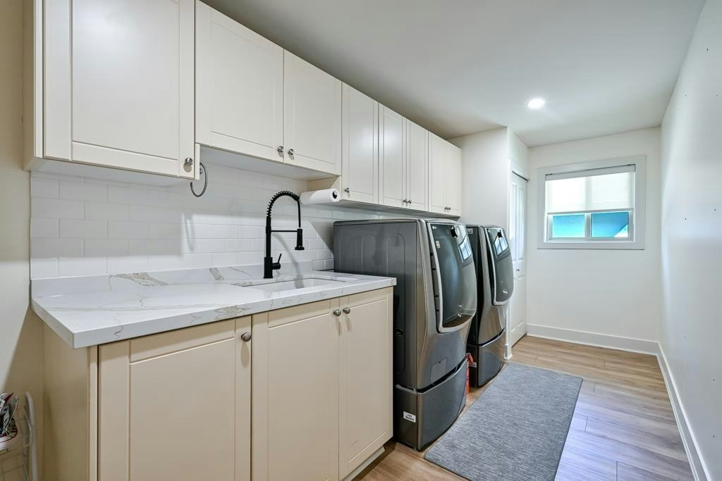 9709 Crown Crescent, Surrey, BC, V3V 2T7 - 39