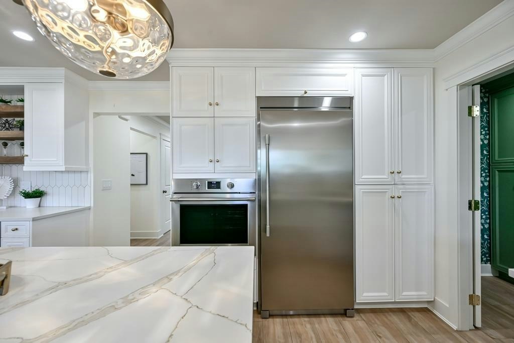 9709 Crown Crescent, Surrey, BC, V3V 2T7 - 17