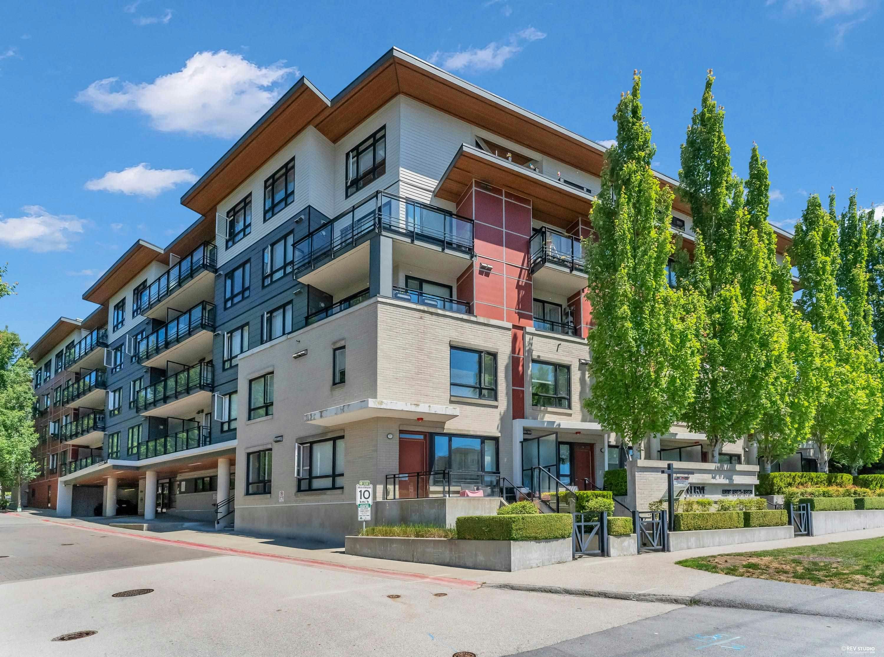 408-13931 Fraser Highway, Surrey, BC, V3T 4E6
