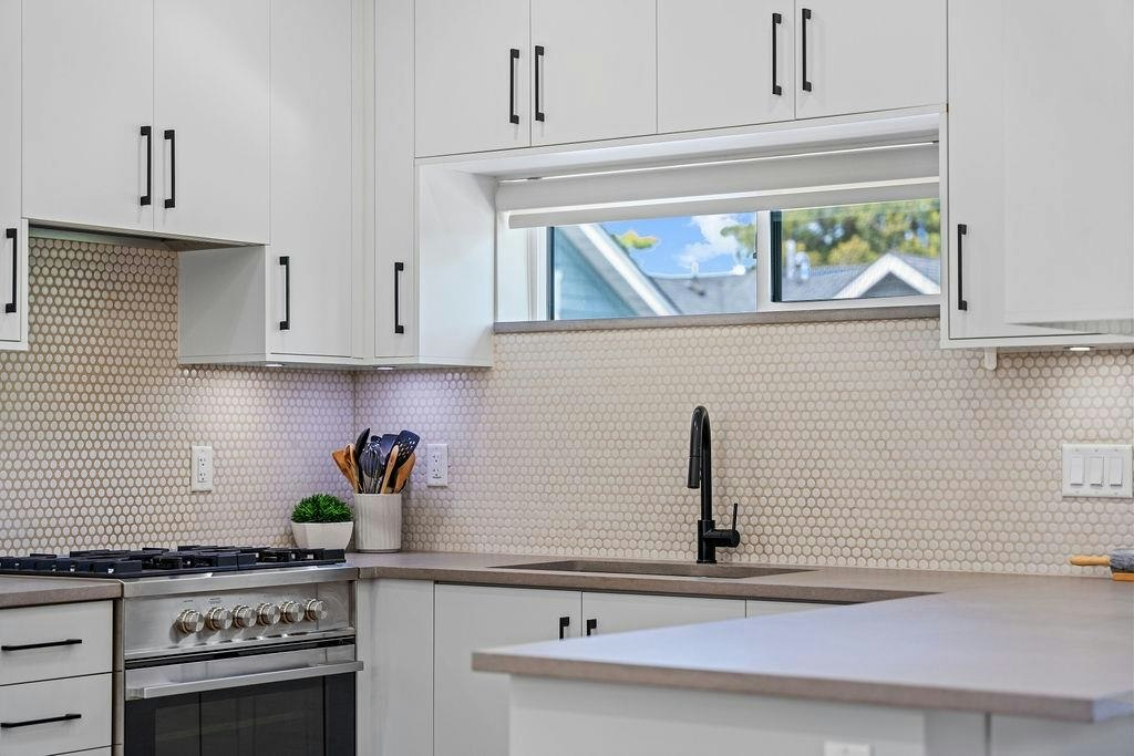 1313 E 20th Avenue - 5