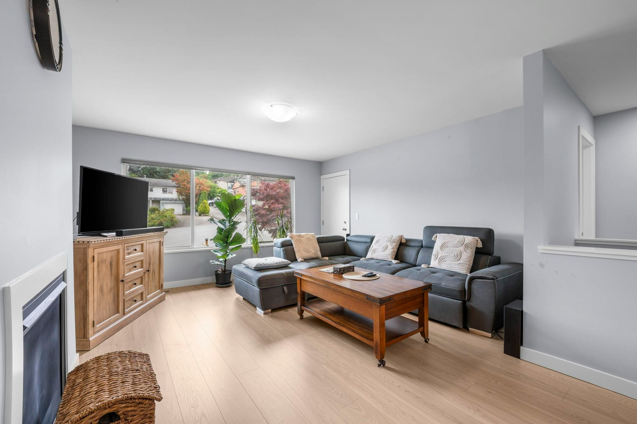 7737 Allman Street, Burnaby, BC, V5E 2A9 - 3