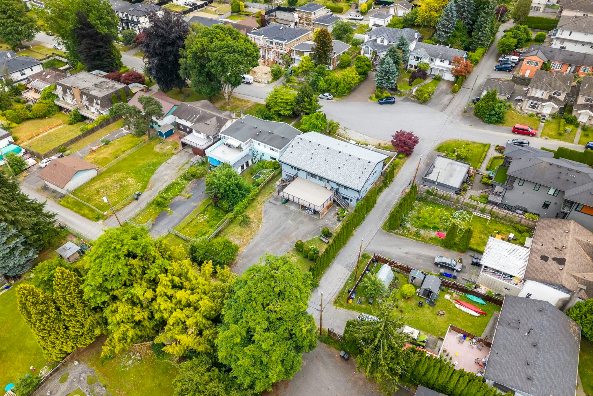 7737 Allman Street, Burnaby, BC, V5E 2A9 - 36