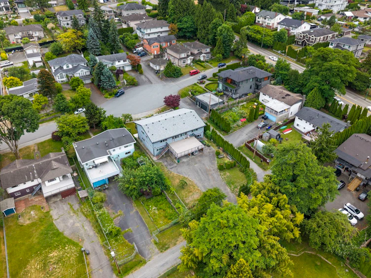 7737 Allman Street, Burnaby, BC, V5E 2A9 - 35