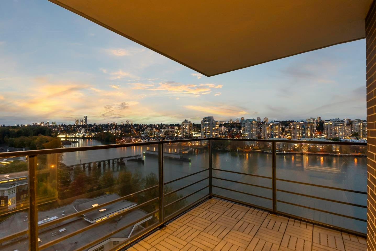 1204-210 Salter Street, New Westminster, BC, V3M 0J9