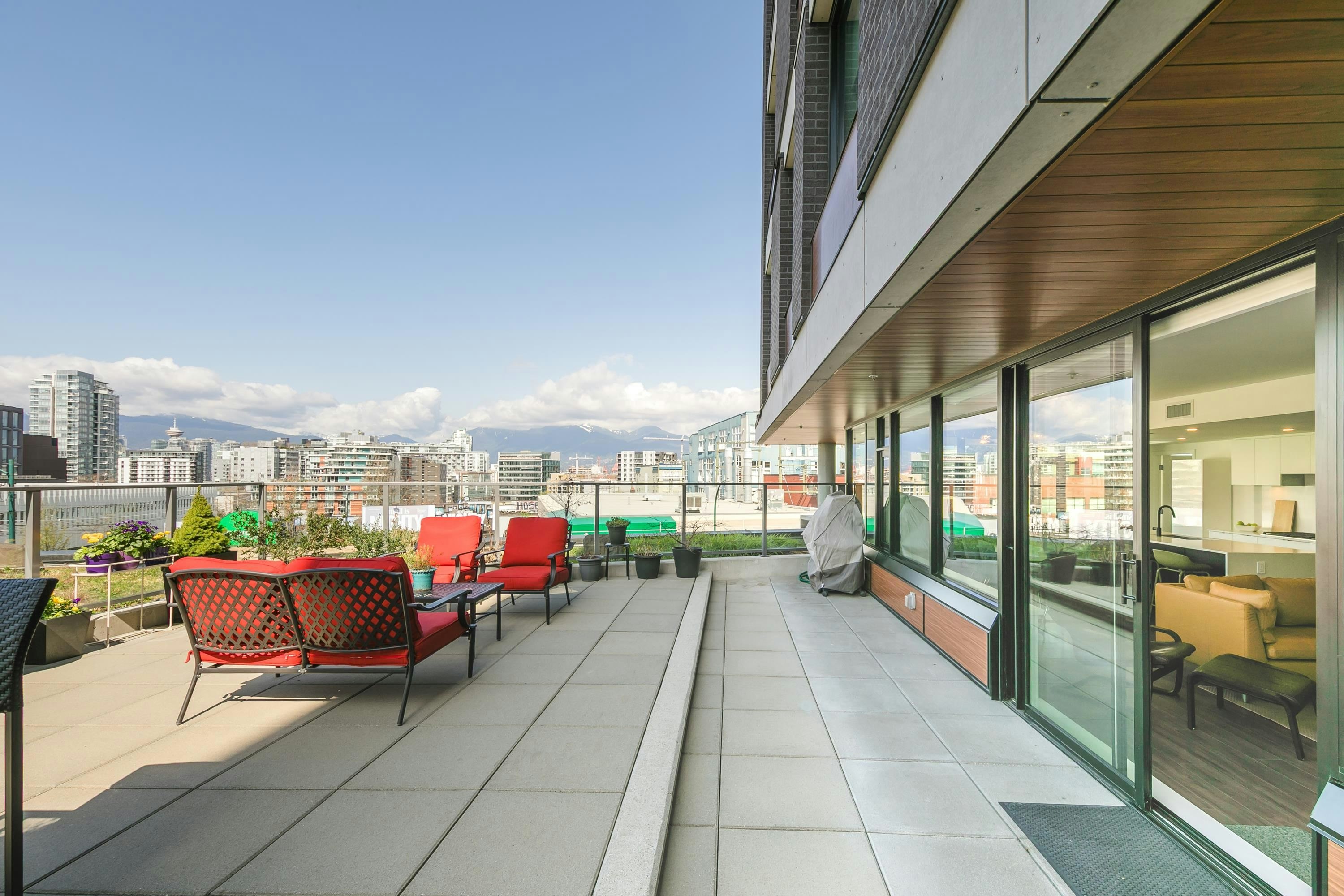 304-210 E 5th Avenue, Vancouver, BC, V5T 0K1