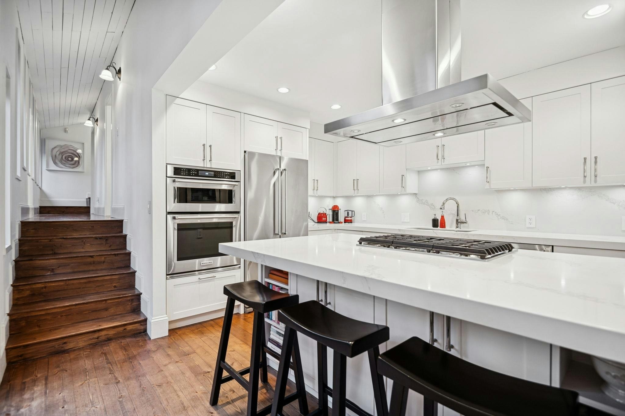3814 W 11 Avenue, Vancouver, BC, V6R 2K9 - 10