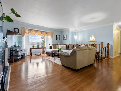 8825 160 Street - 5