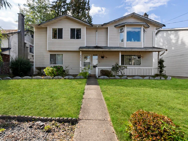 8825 160 Street, Surrey, BC, V4N 2X8