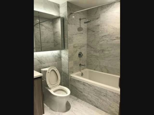 3801-4720 Lougheed Highway, Burnaby, BC, V5C 0M8 - 7