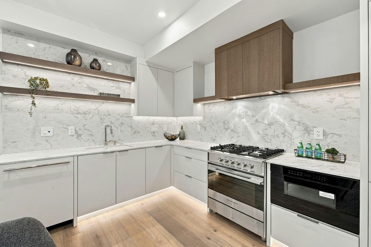 1145 W 33rd Avenue, Vancouver, BC, V6M 1A3 - 9