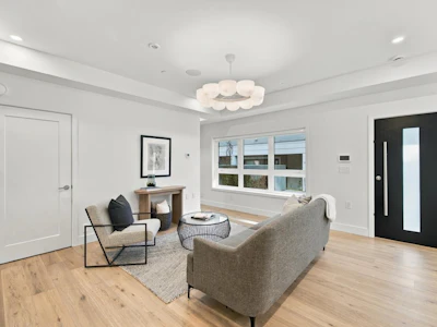 1145 W 33rd Avenue - 5
