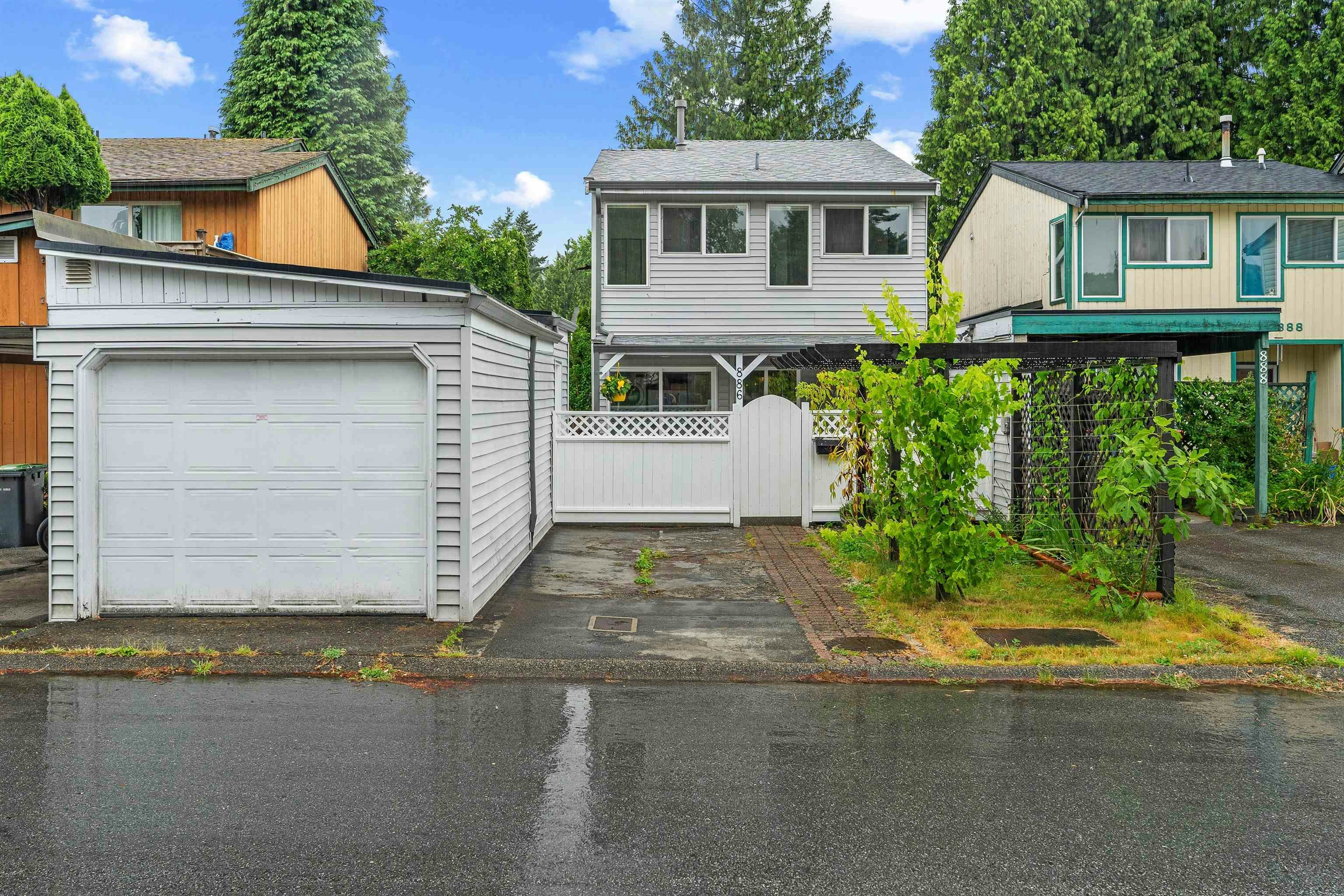 886 Pinebrook Place, Coquitlam, BC, V3C 4B9 - 22