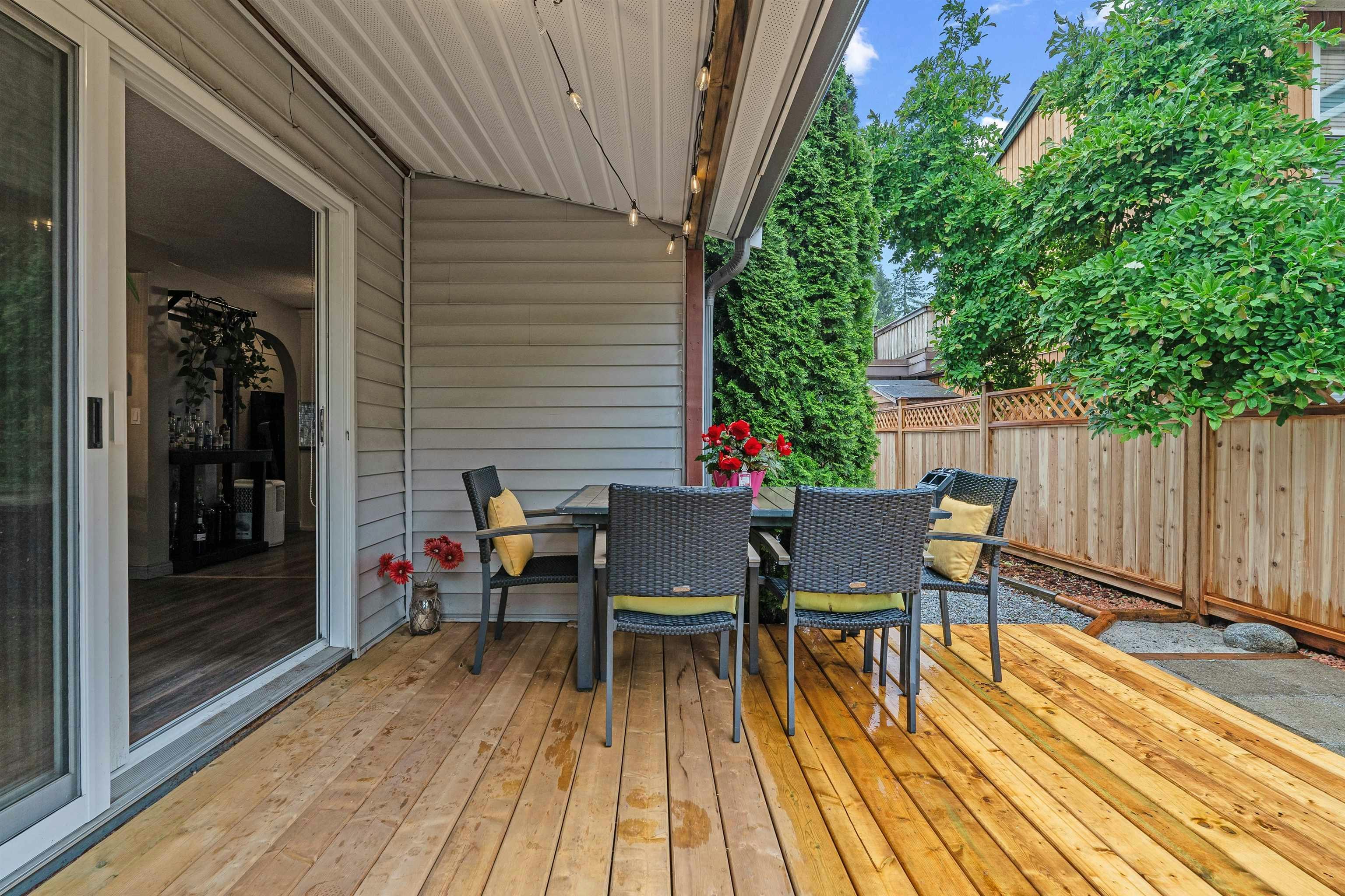 886 Pinebrook Place, Coquitlam, BC, V3C 4B9 - 13