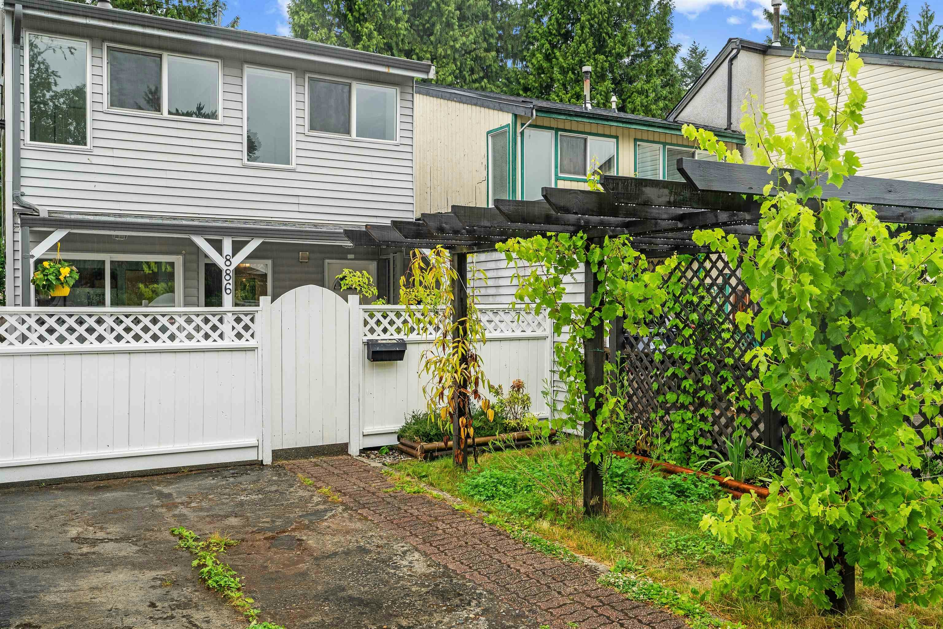 886 Pinebrook Place, Coquitlam, BC, V3C 4B9 - 23
