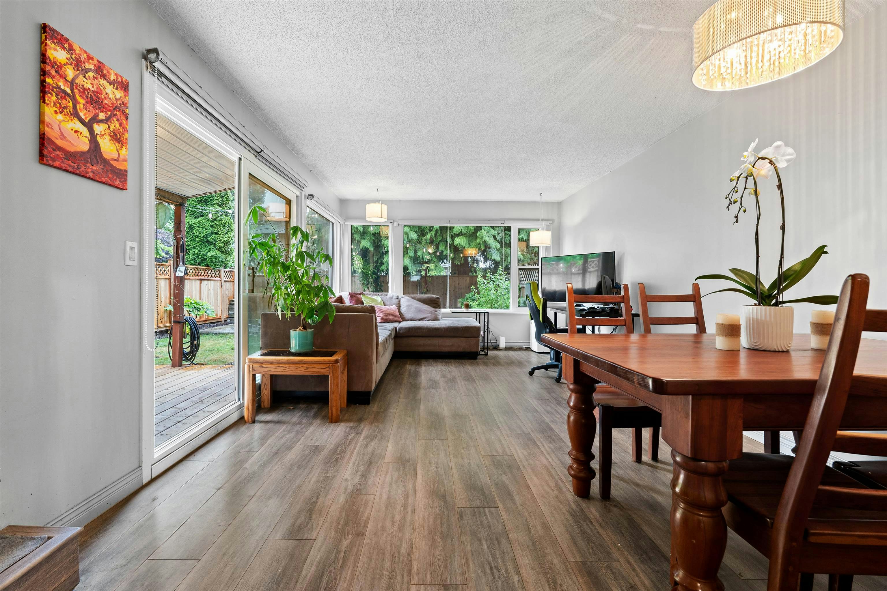 886 Pinebrook Place, Coquitlam, BC, V3C 4B9 - 9