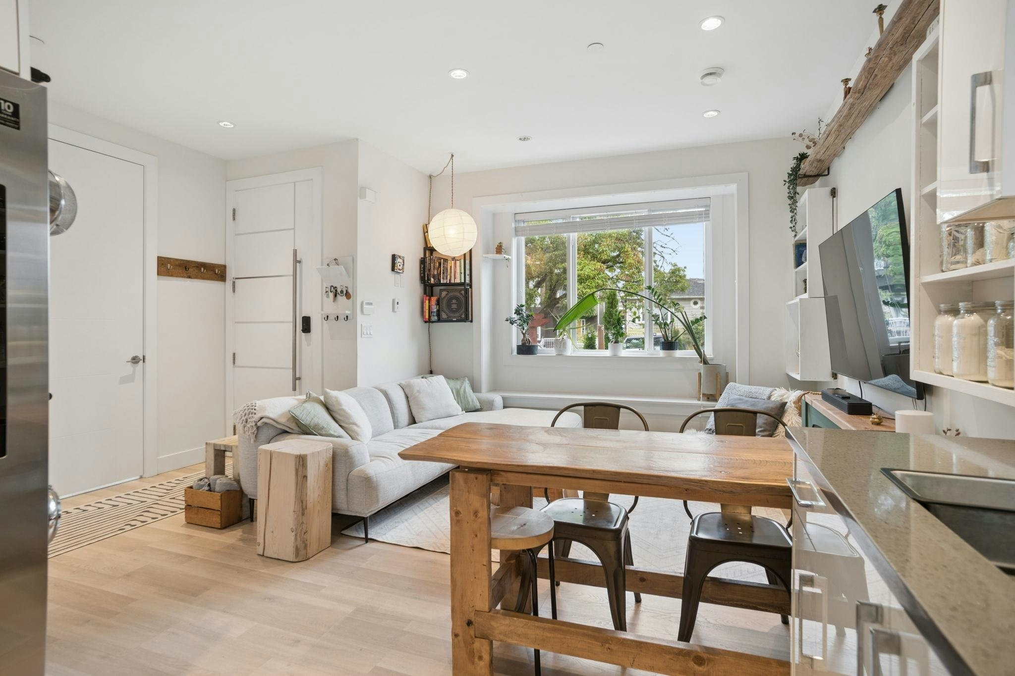 1604 E 36th Avenue, Vancouver, BC, V5P 1C4 - 10