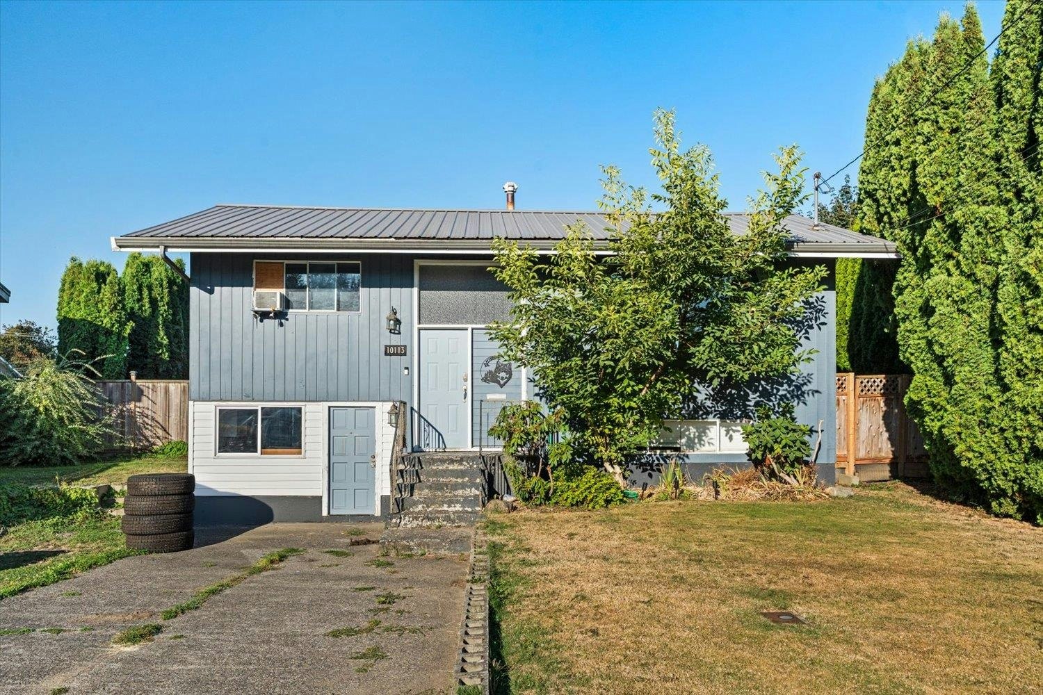 Lower-10113 Manor Drive, Chilliwack, BC, V2P 5Y6