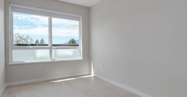 304-110 E 17th Street, North Vancouver, BC, V5V 1A1 - 9