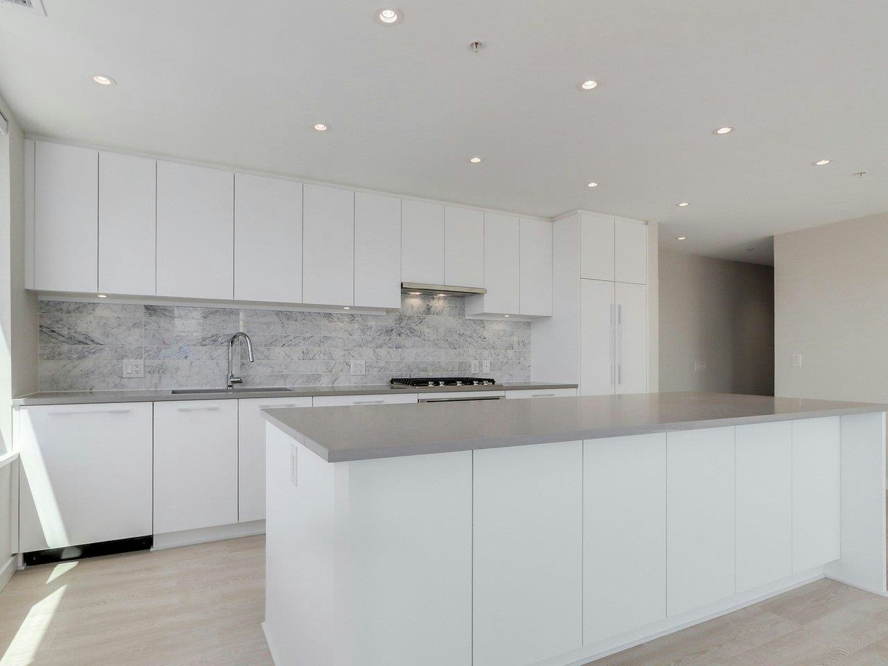 304-110 E 17th Street, North Vancouver, BC, V5V 1A1 - 7