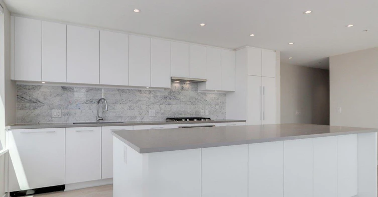 304-110 E 17th Street, North Vancouver, BC, V5V 1A1 - 7