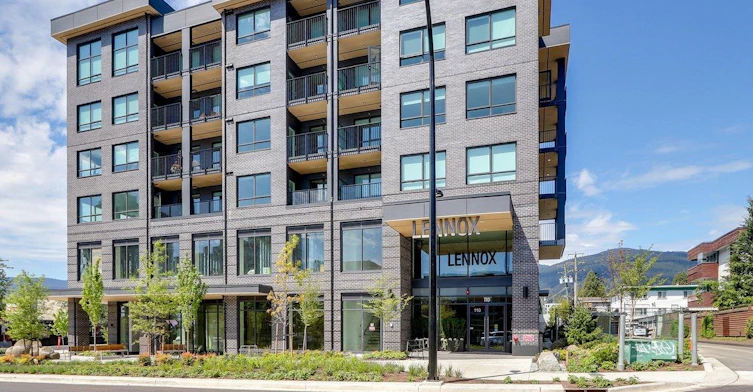 304-110 E 17th Street, North Vancouver, BC, V5V 1A1