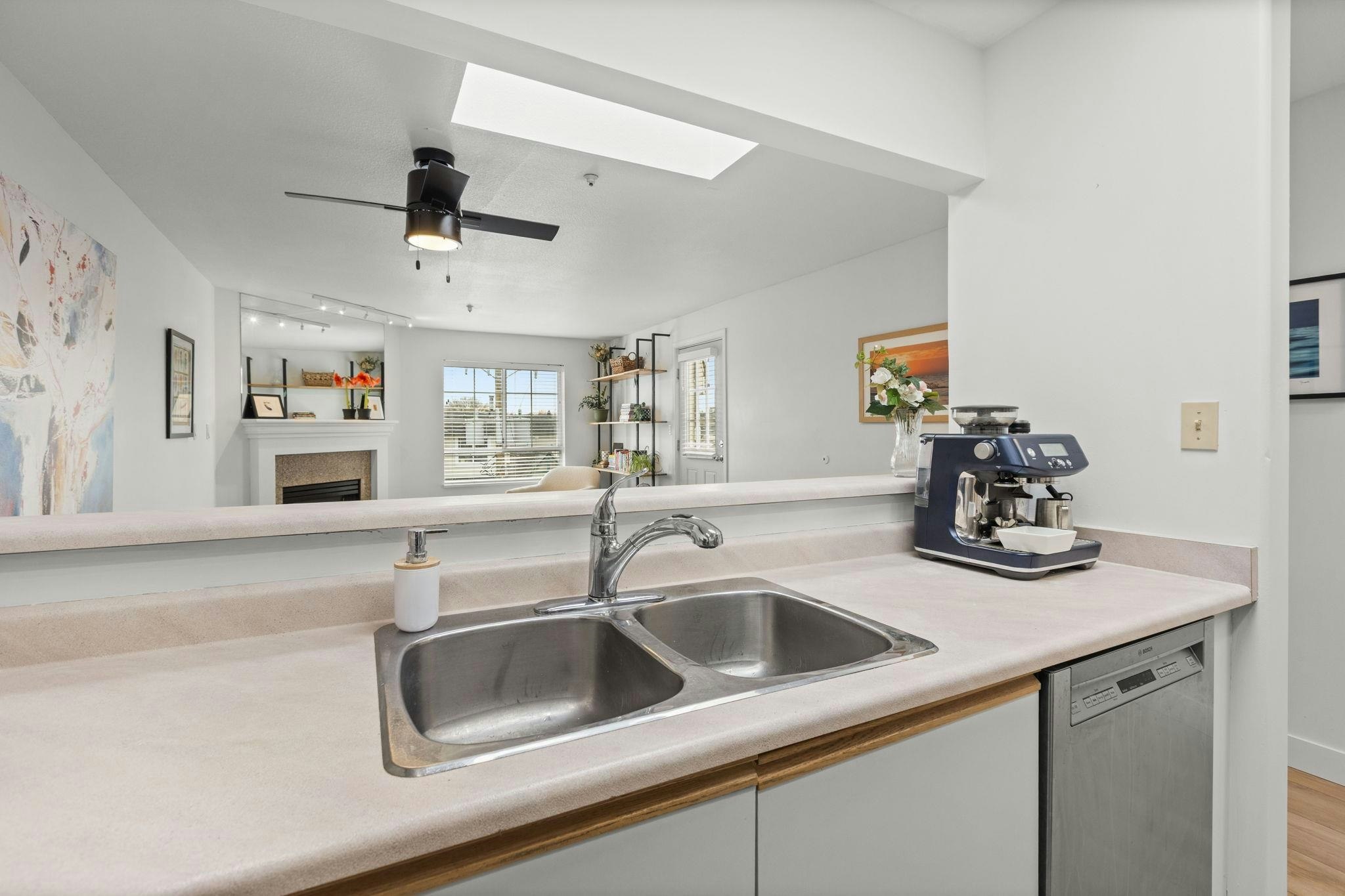 407-1950 E 11th Avenue, Vancouver, BC, V5N 1Z2 - 15