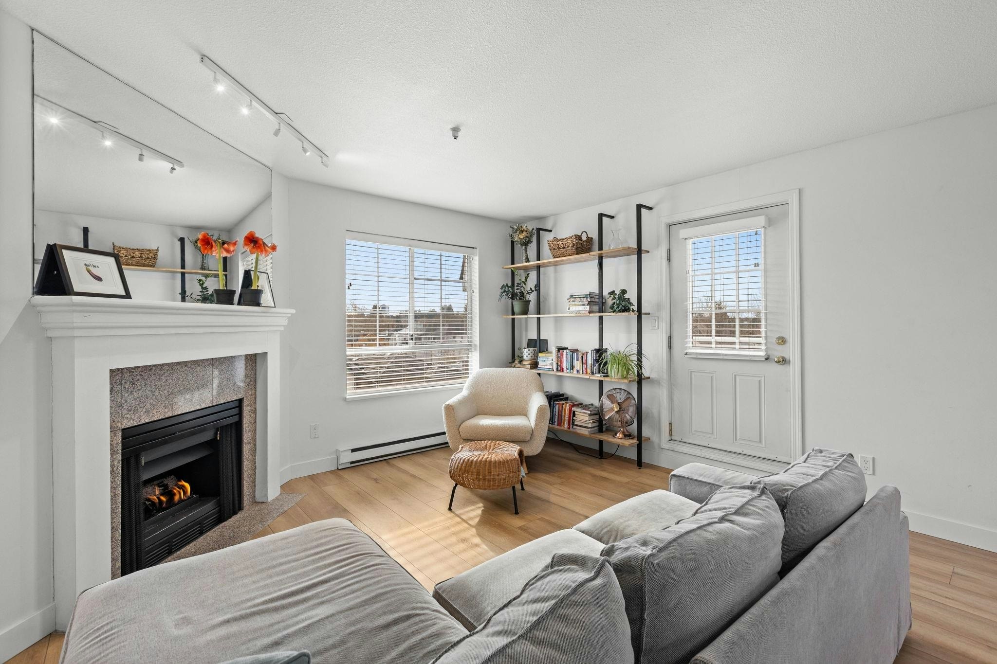 407-1950 E 11th Avenue - 5