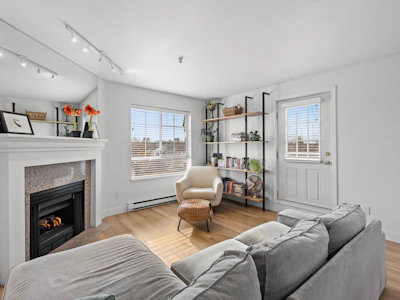 407-1950 E 11th Avenue - 5