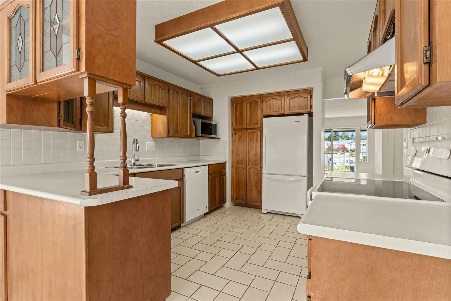 232-32691 Garibaldi Drive - 4