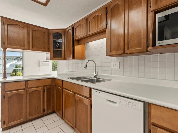 232-32691 Garibaldi Drive, Abbotsford, BC, V2T 5T7 - 6