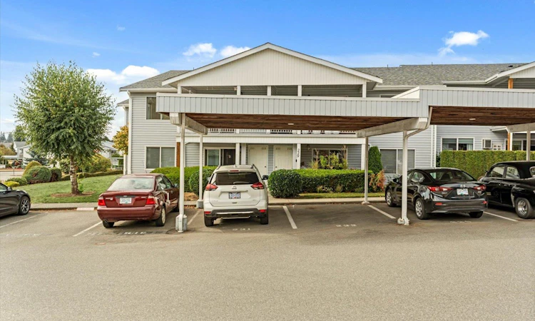 232-32691 Garibaldi Drive