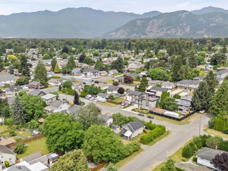 46028 King Avenue, Chilliwack, BC, V2P 3B4 - 35