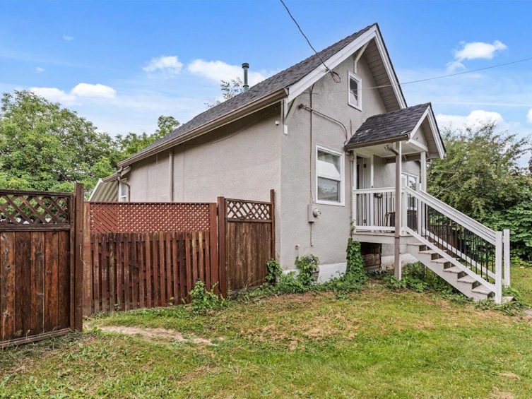 46028 King Avenue, Chilliwack, BC, V2P 3B4 - 4